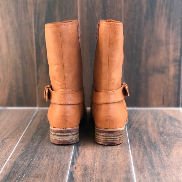 Cognac Distressed Lug Sole Mid Shaft Buckle Boots - Picture 2 of 8